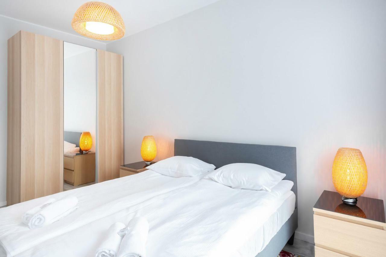 ורשה Apartments Rondo Wiatraczna By Noclegi Renters מראה חיצוני תמונה